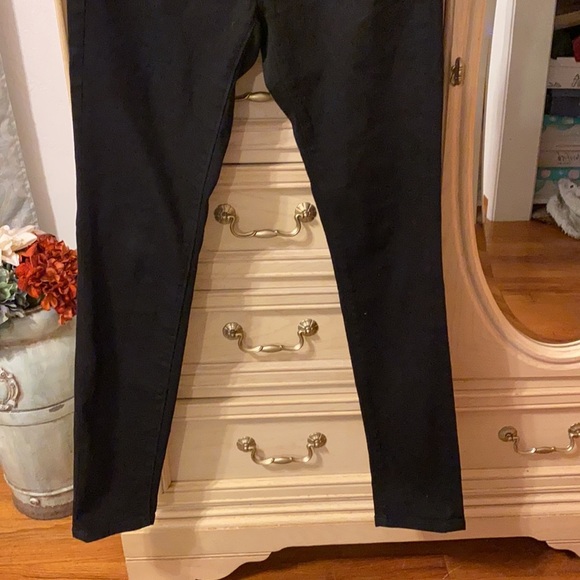 LOFT Skinny Jeans - Picture 3 of 11